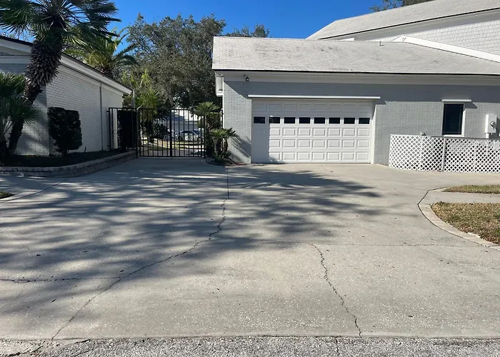 Luxury Tarpon Springs Waterfront W Gulf Access