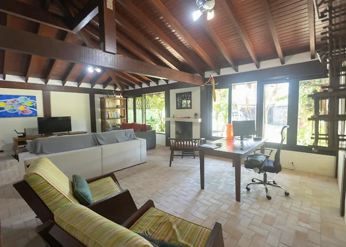 Casa Jataí Guest House