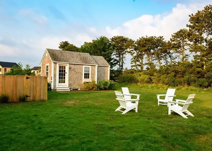 Luxury Nantucket Estate Heated Pool & Hot Tub