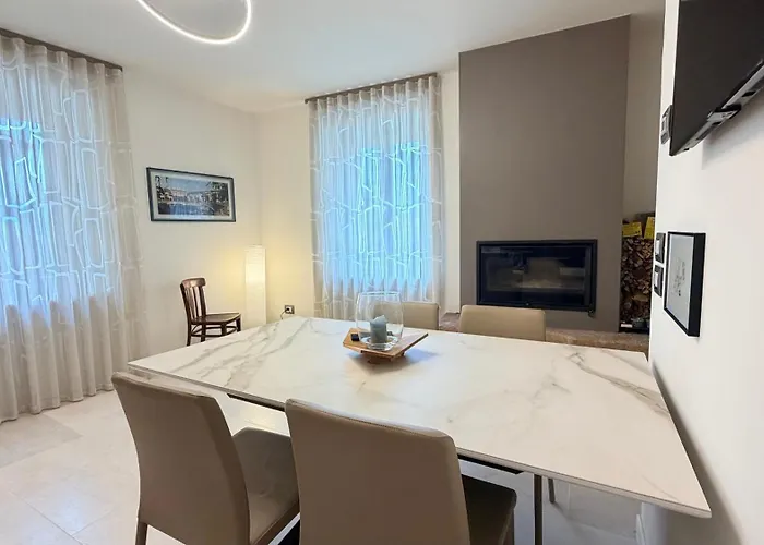 Casa Reni