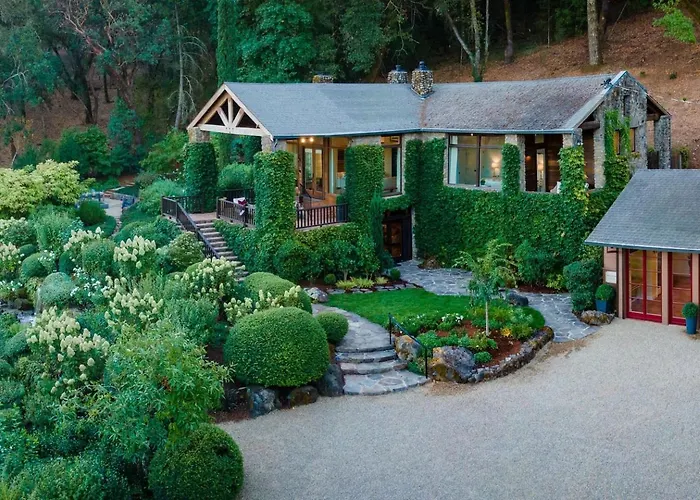 Morlet Hilltop House