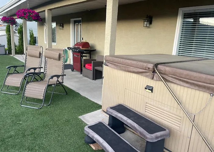 Vernon Valley And Lake View With Private Hot Tub