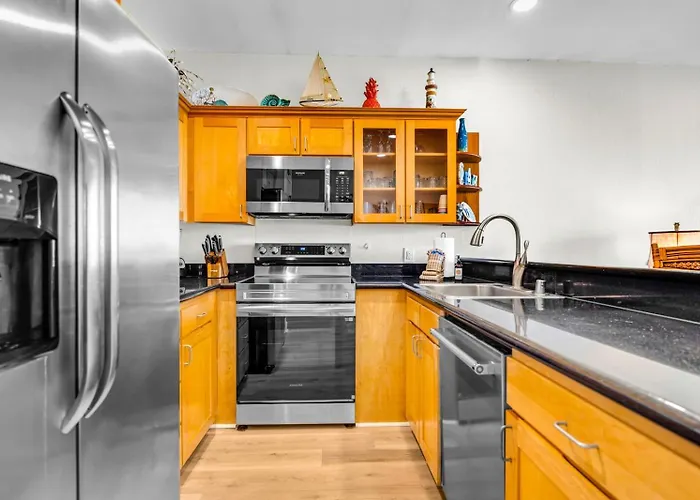 Napili Point Villas Oceanfront 6 Bedroom Sleeps 18 Complimentary Car With 6 Nights Nap Ml-3912 By Kbm