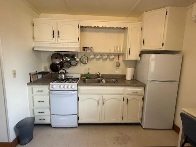 Efficiency Apartment For Cornell University Graduation