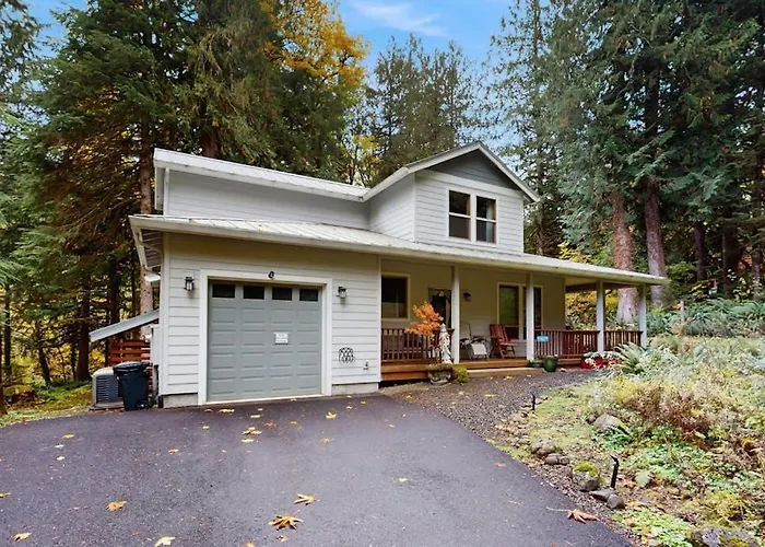 Charming Riverfront Apartment With Kitchenette Grill & Central Ac