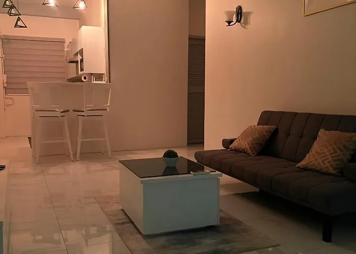 Modern Apartment Near Queens Park Savannah