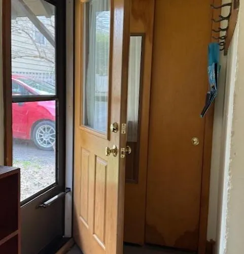 Efficiency Apartment For Cornell University Graduation