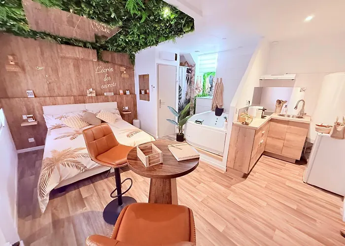 Suite Jacuzzi Privee Love-Room-Mediterrannee