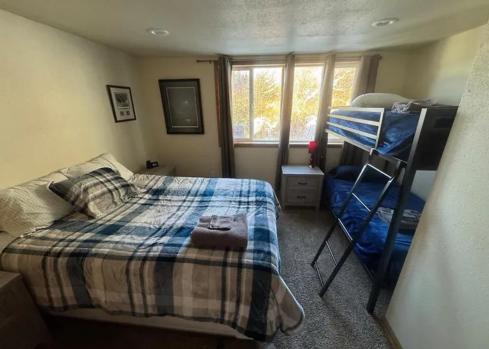 Serenity Adventures - Harborside Coastal Basecamp
