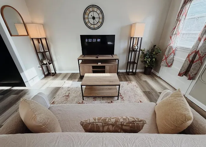Historic 1Br Apt 2 Queen Beds Near Vsu & Sgmc