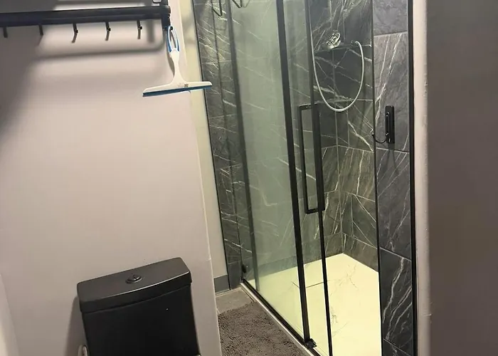 Boonville House On The Hill 2 Bedroom Fully Furnished Apartment