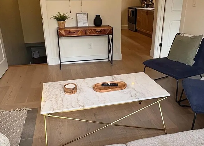 The Walnut On Victoria Park - 2 Bed 1 Bath