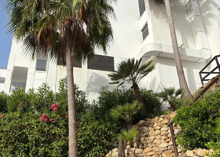 New!!! Luxury 3 Beds Apt With Seaviews Bs 2104