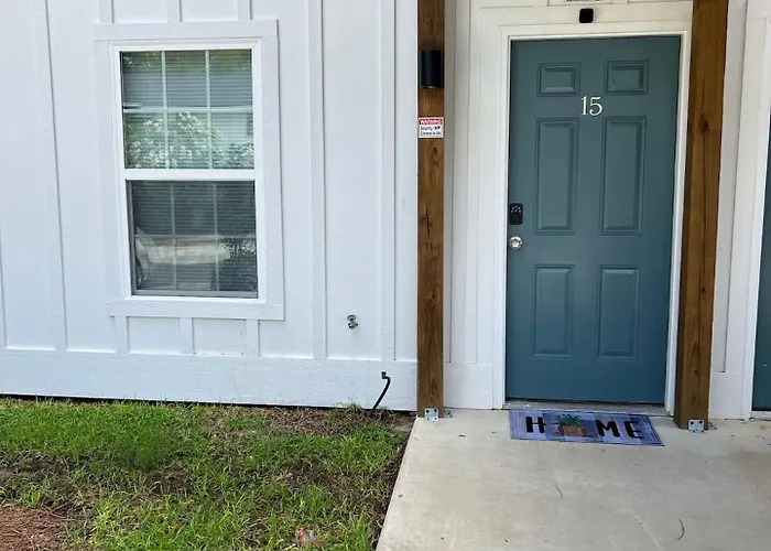 Modern 2Br Townhouse Near Sgmc, Vsu & Moody Af