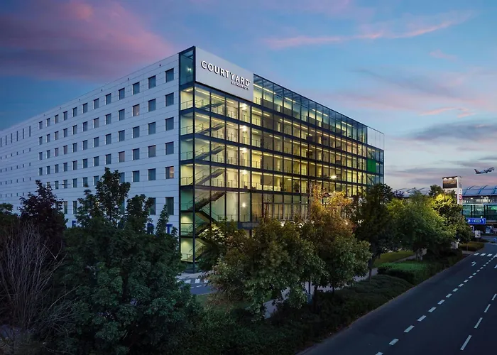 Courtyard By Marriott Prague Airport Hotel