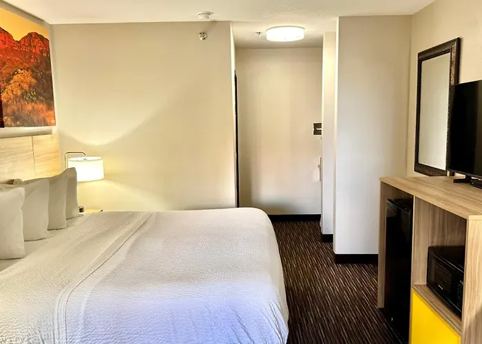 Days Inn By Wyndham Rio Rancho