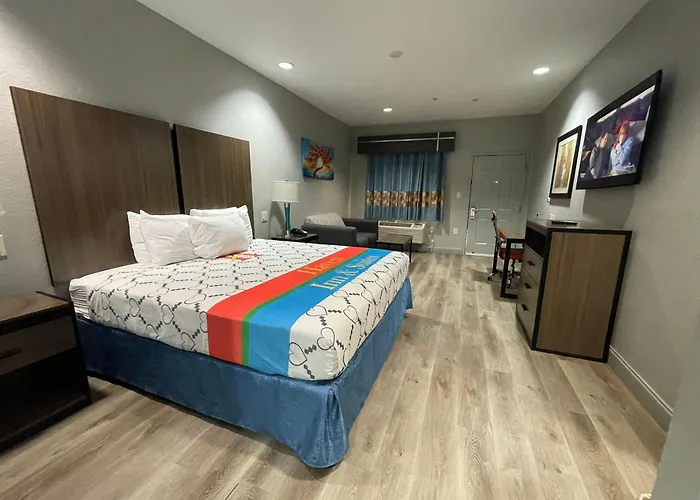 Haven Inn & Suites Downtown Houston.