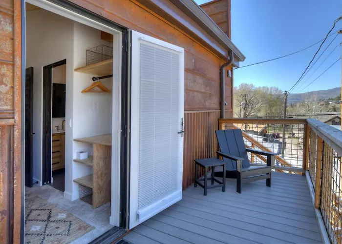 Omi Loft In Creede, Co