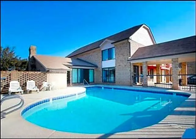 Days Inn By Wyndham King-Winston Salem Area