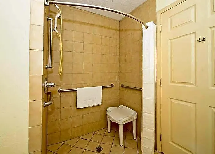 Manchester Heritage Inn & Suites