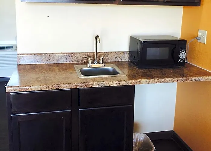 Americas Best Value Inn Texarkana