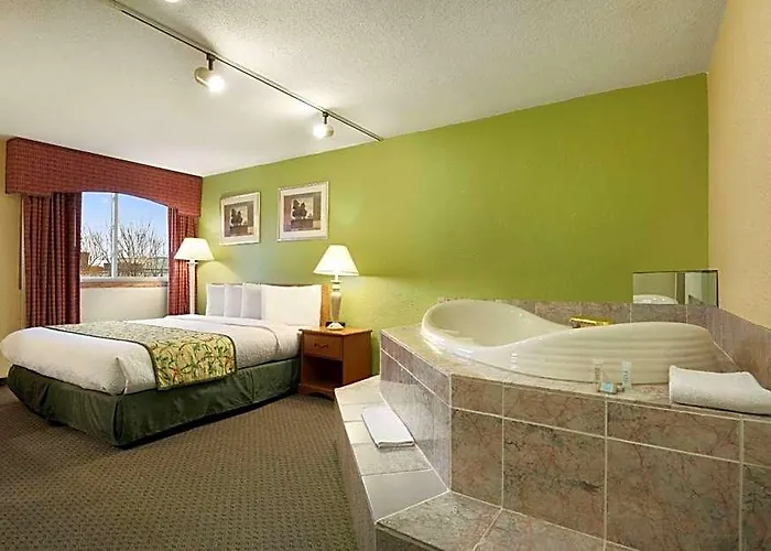 Travelodge By Wyndham Sturgis