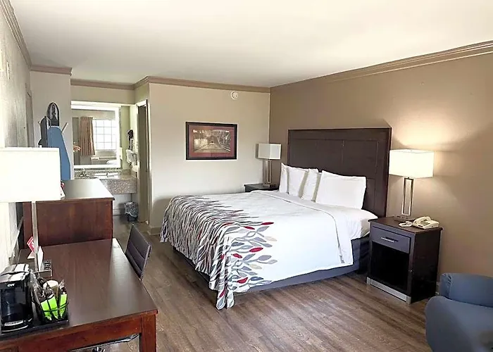 Best Western Colony Inn