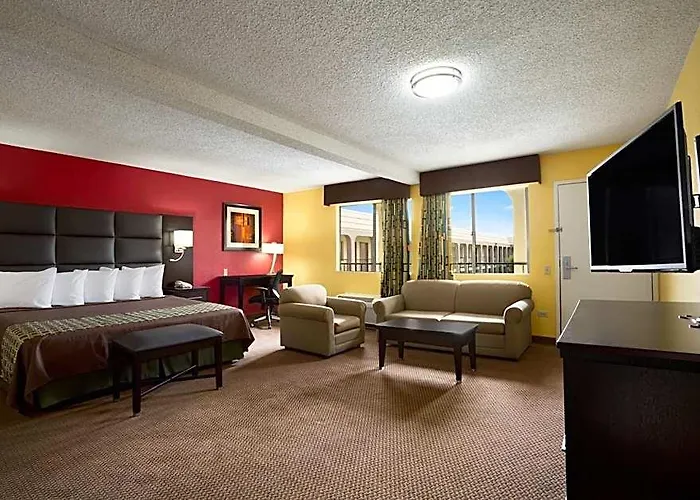 Days Inn By Wyndham Dallas Irving
