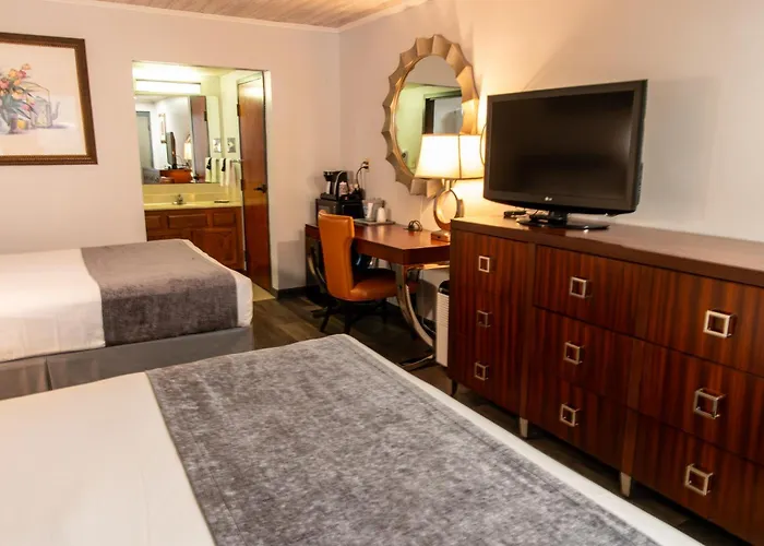 Townsend River Breeze Inn