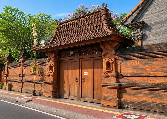Nakula Familiar Inn
