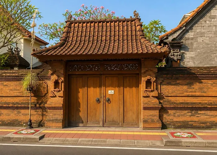 Nakula Familiar Inn