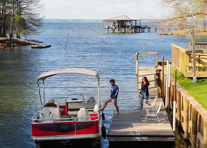 Lakefront 3Br With Bunkhouse And Kayaks, Rowboat Included