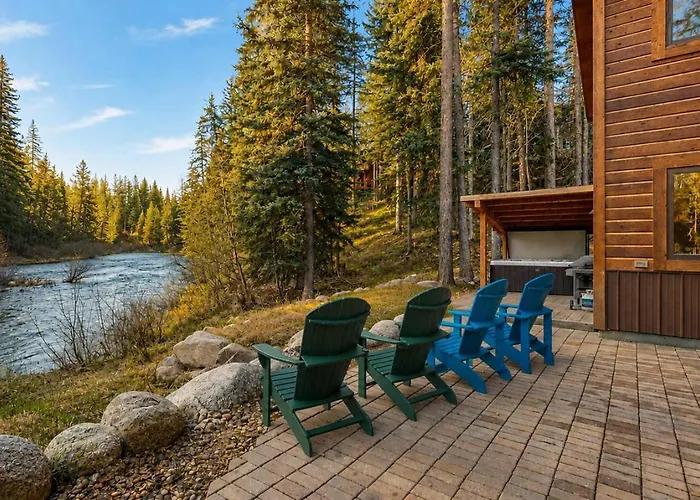 Rivers Edge Retreat