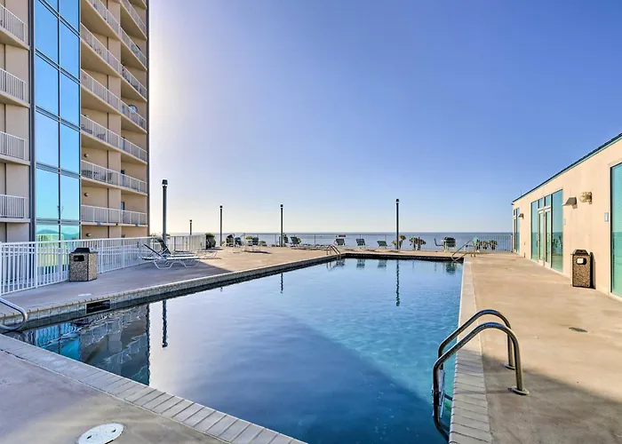 Spacious Biloxi Getaway W/ Pools & Beach Access!