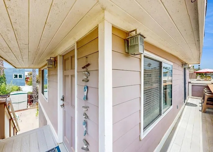 Sailaway Cabin B