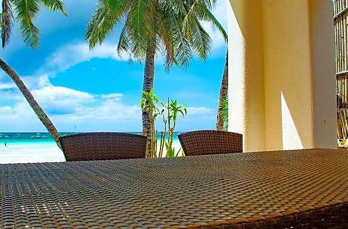 Mayumi Beach Villa