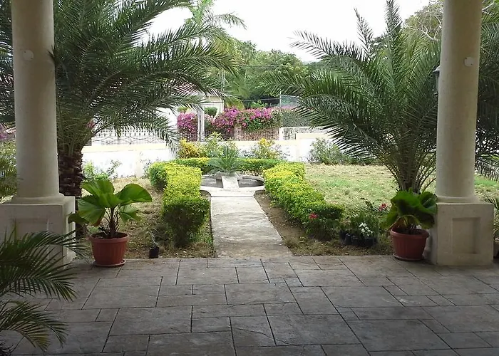 Guest House Villa Mishkan