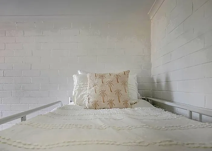 The Blue Whale - Sea View Apartment