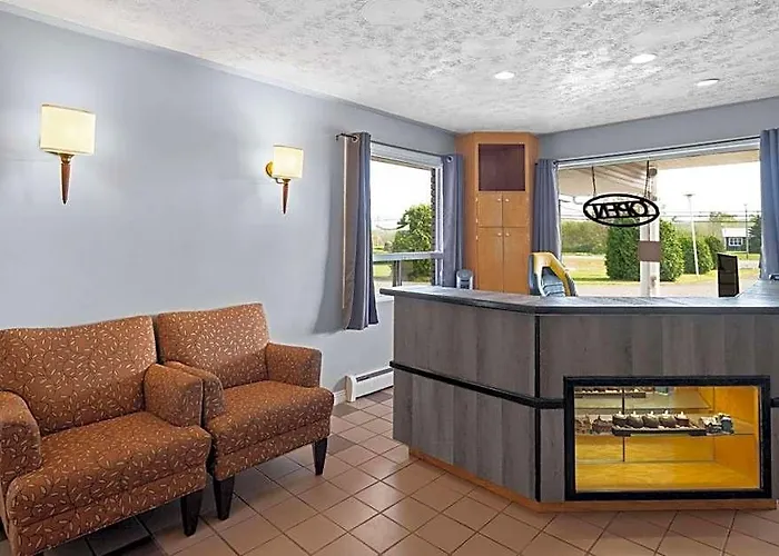 Travelodge By Wyndham Grand Falls