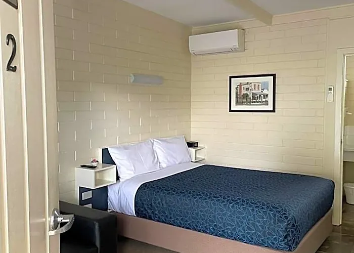 Central Highlands Motor Inn