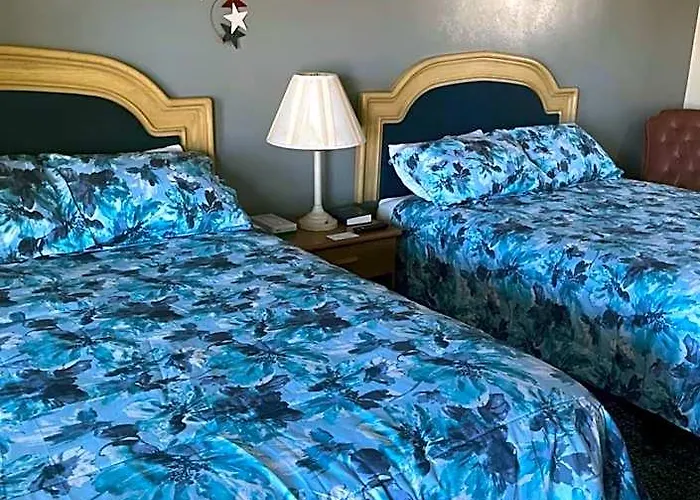 Hometown Inn