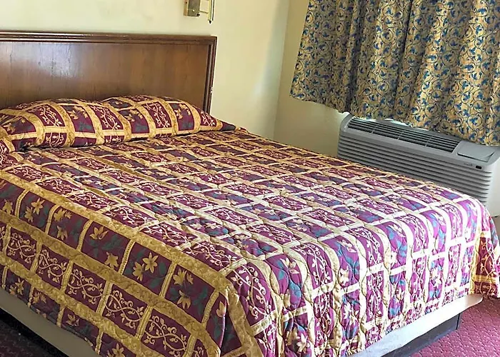 Country Host Inn