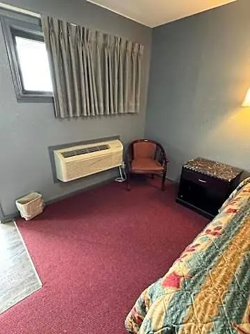Pratt Budget Inn