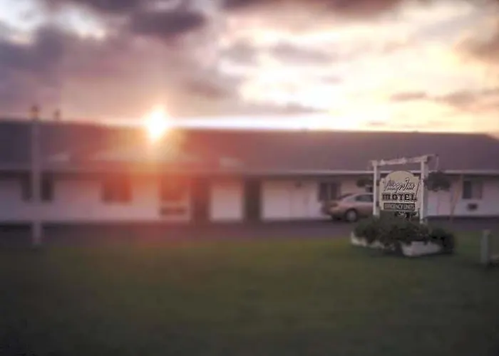 Village Inn Motel