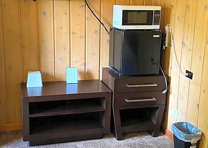 Royal Motel