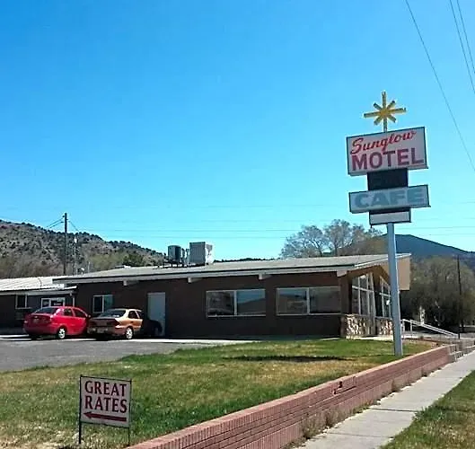 Sunglow Motel