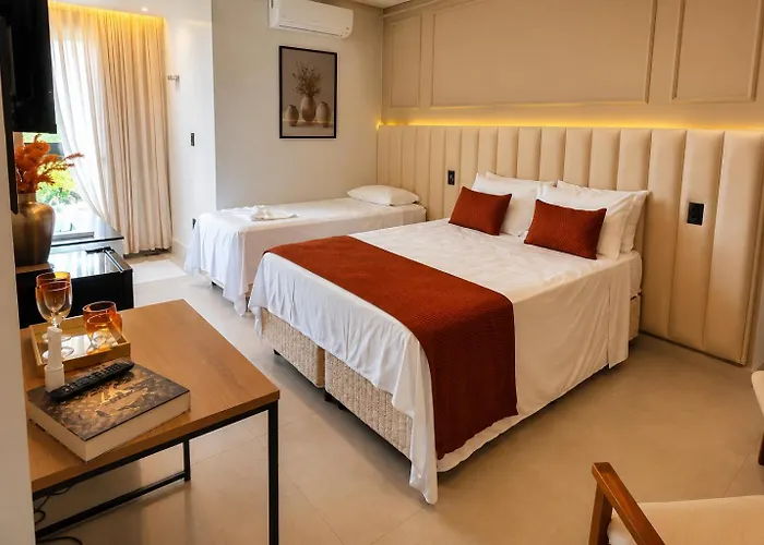 Pousada com piscina, jacuzzi e com vista em Capitólio - Casa Decore