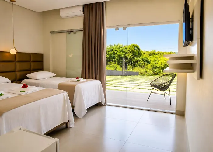 Pousada com piscina, jacuzzi e com vista em Capitólio - Casa Decore