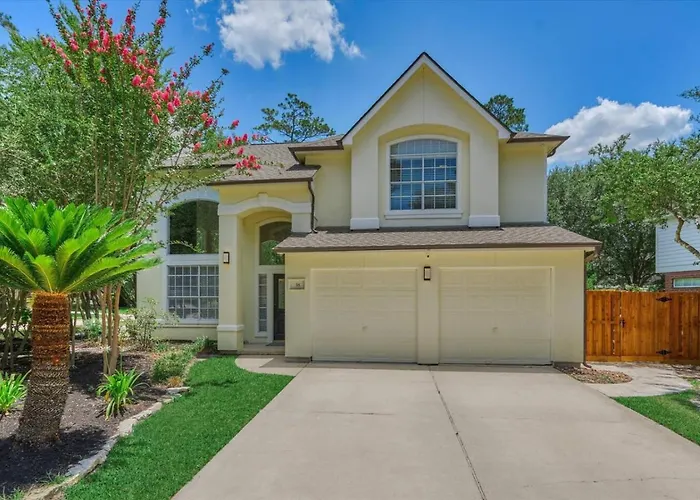 Woodlands Contemporary 4Br3Bath With Heated Pool And Spa