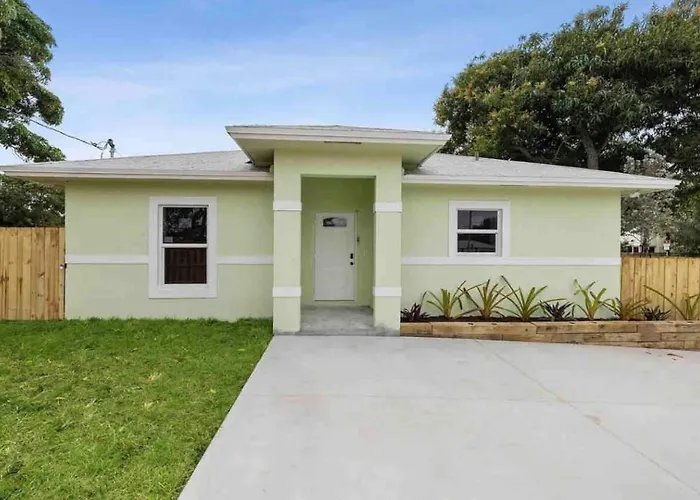 Palm Beach Cottage